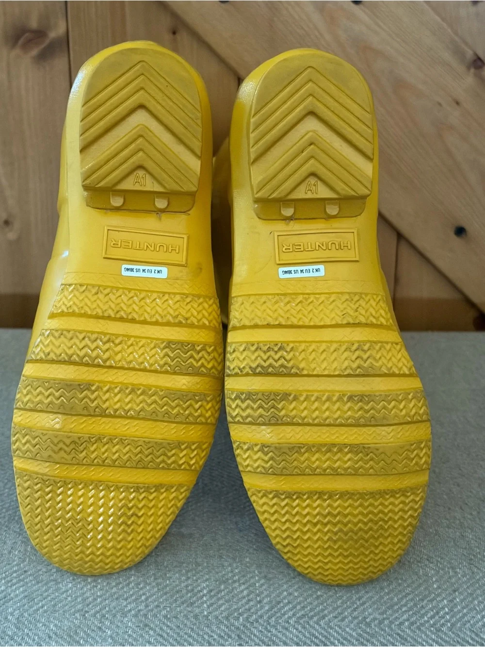 Hunter Original Yellow Rain Boots | Big Kids 3 Boys/4 Girls